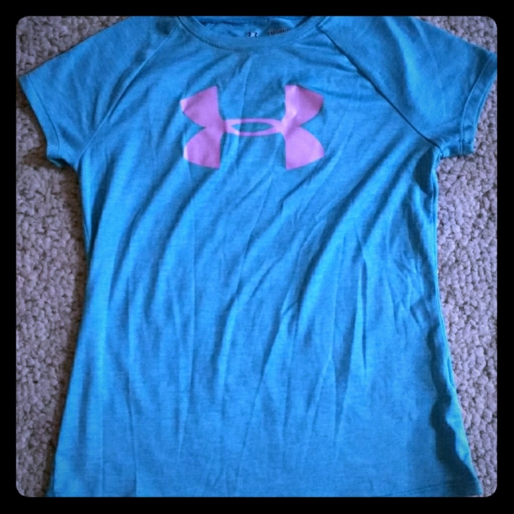 Under armour t shirt